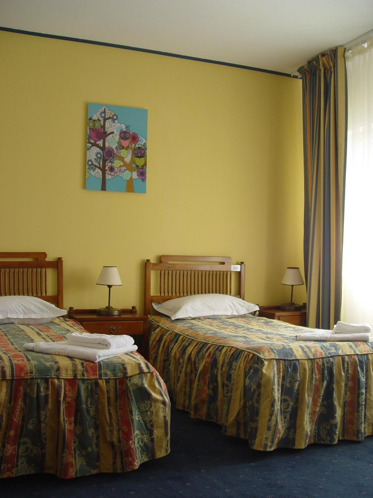 Hotel Astra Braşov Eksteriør bilde