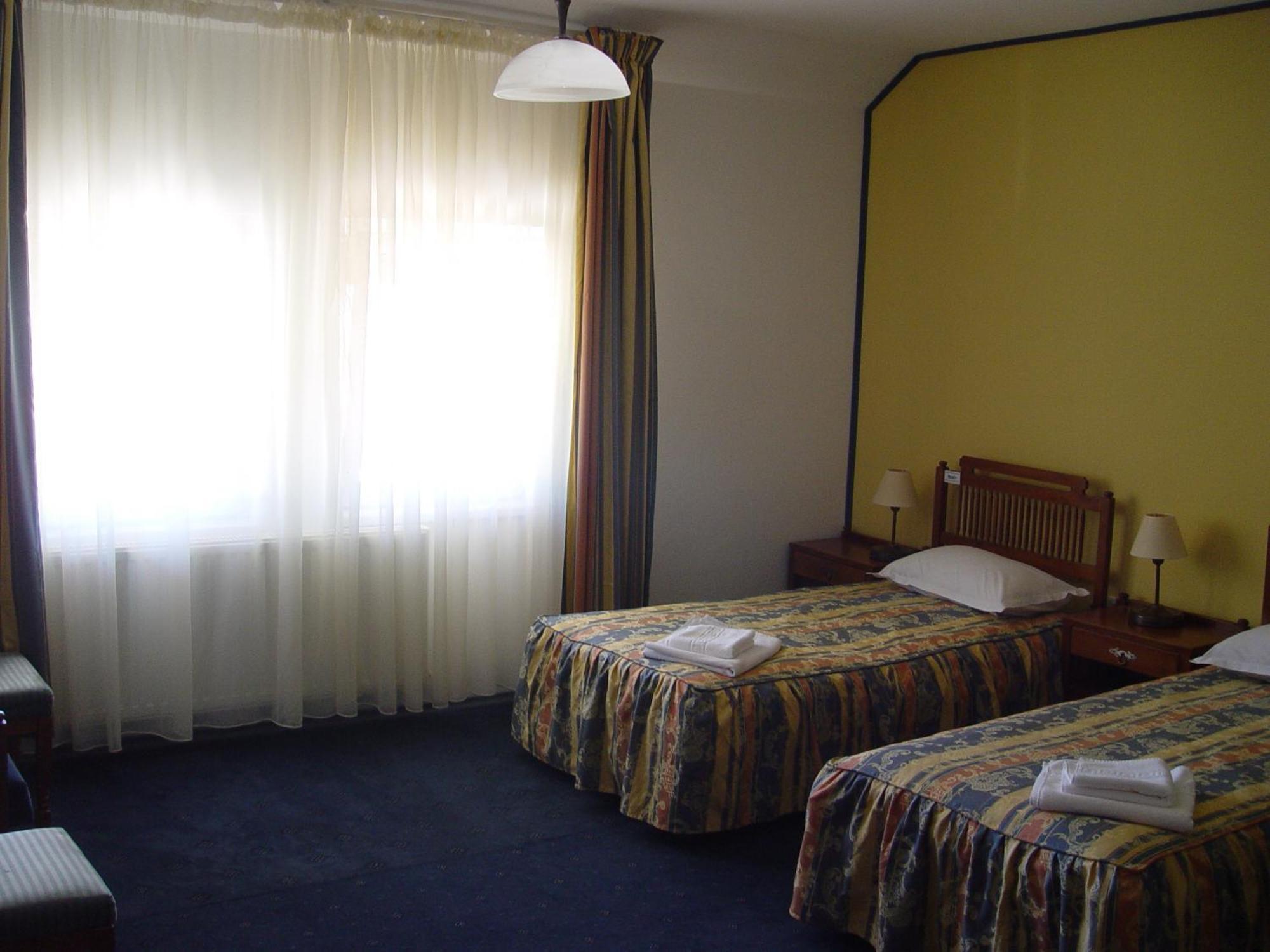 Hotel Astra Braşov Eksteriør bilde