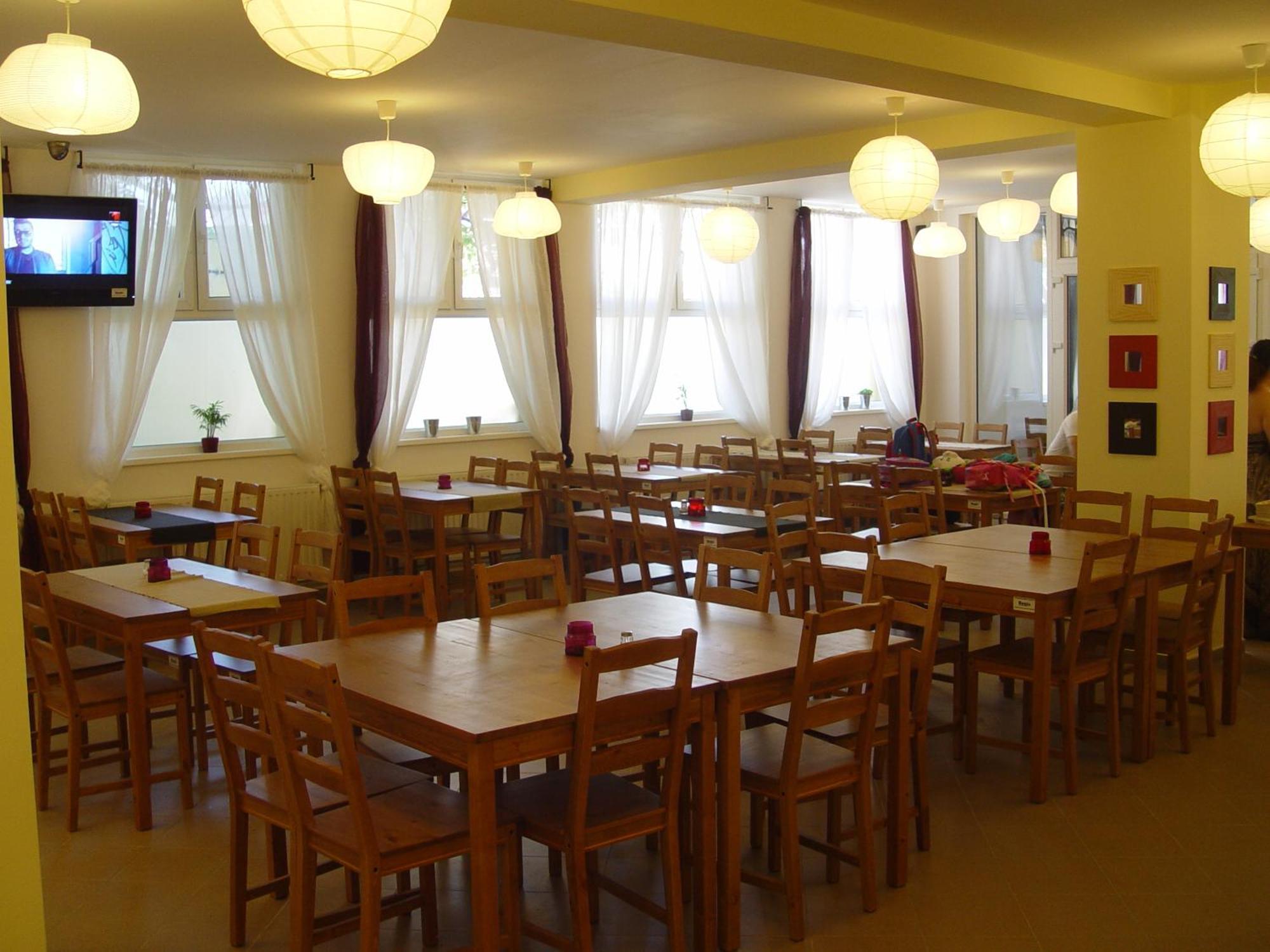 Hotel Astra Braşov Eksteriør bilde