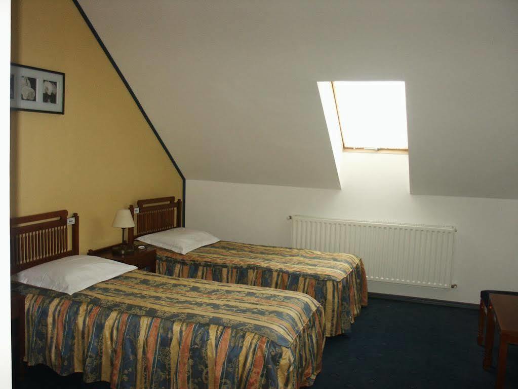 Hotel Astra Braşov Eksteriør bilde